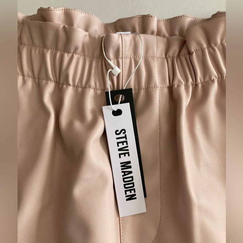 STEVE MADDEN | NWT Women’s Vegan Leather Shorts - Picture 6 of 9